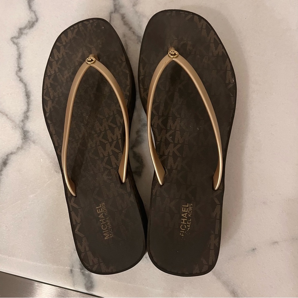 Michael Kors Bedford Platform PVC Logo Flip Flop